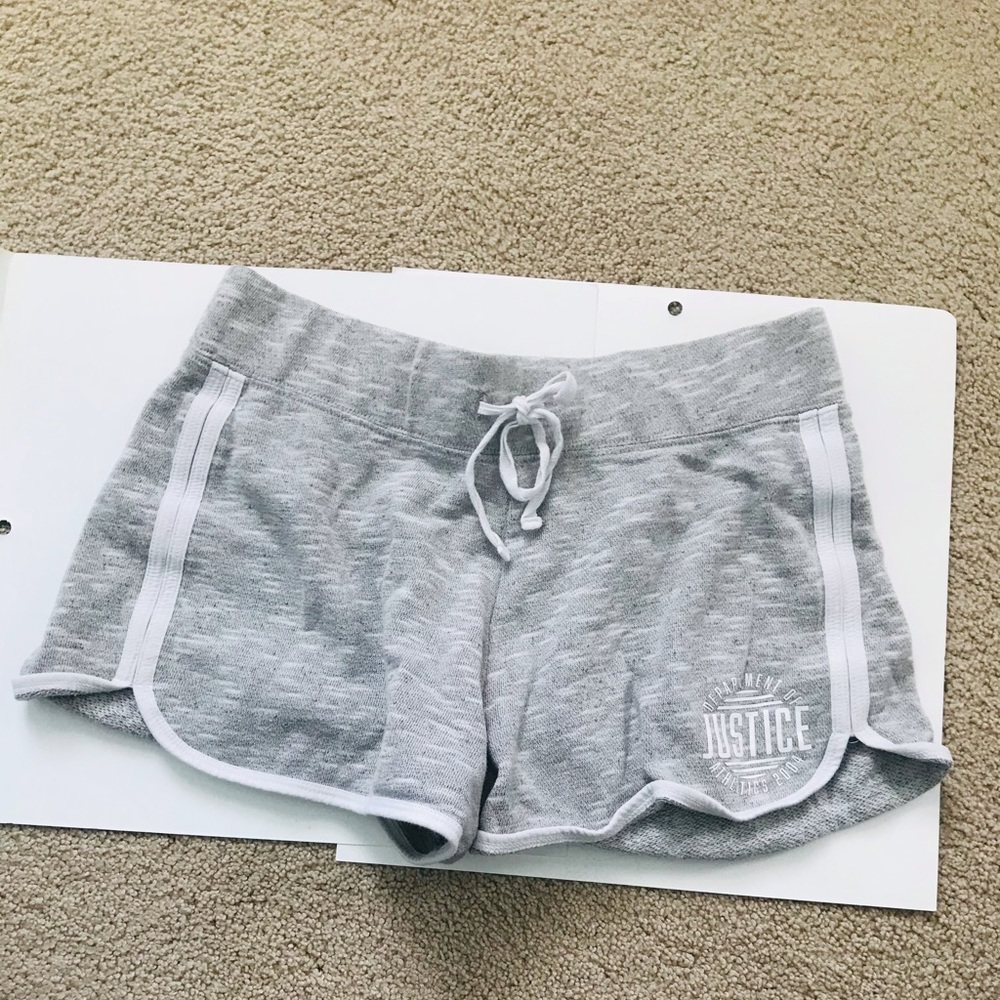 GIRLS GREY JUSTICE SHORTS